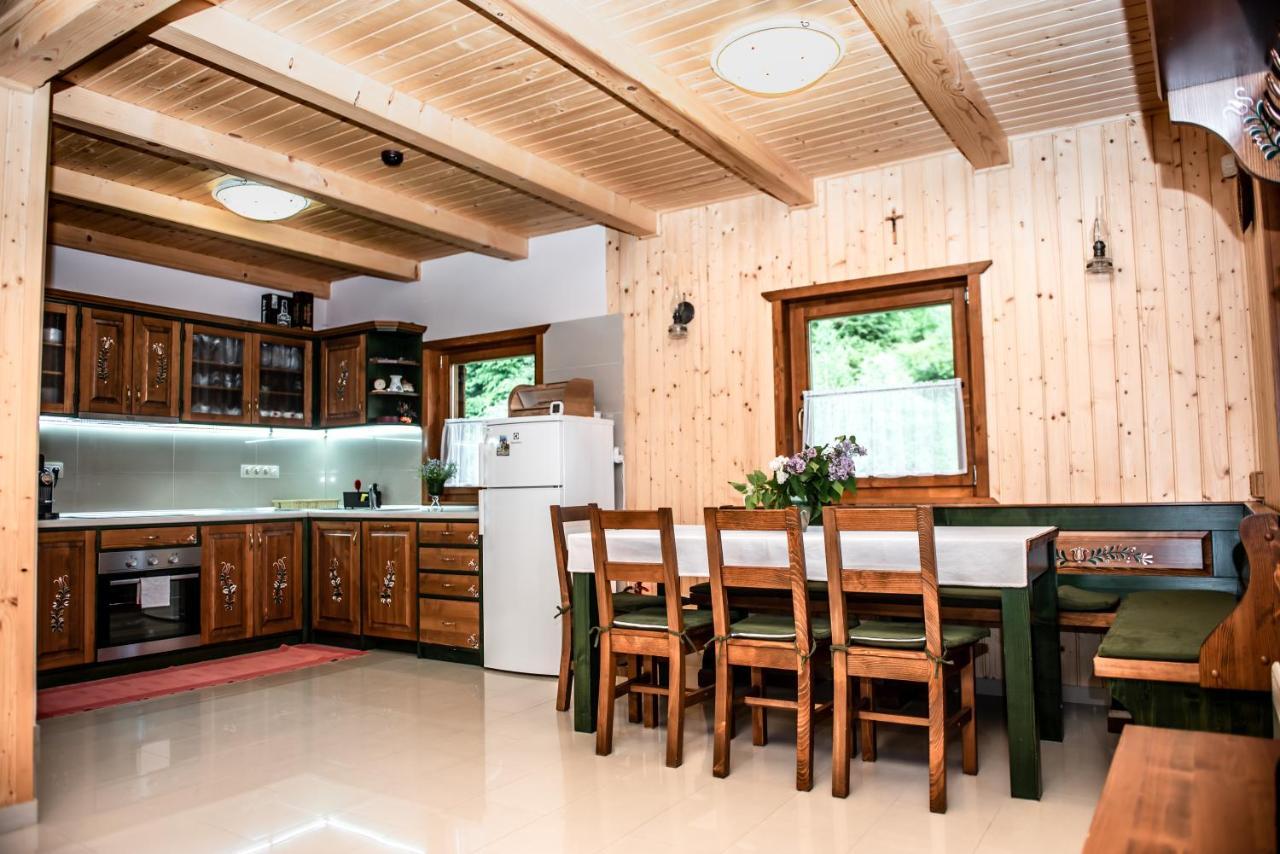Central Chalet Varsag المظهر الخارجي الصورة